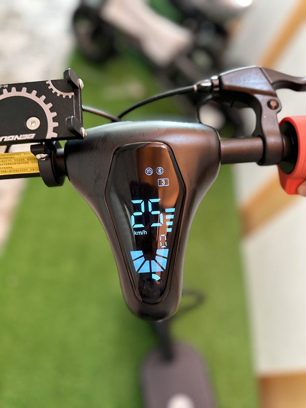 รีวิว Bremer S12 สกู๊ตเตอร์ไฟฟ้า มีเบาะนั่ง พลังแรง พับง่าย ตอบโจทย์ในเมืองและเดินทาง